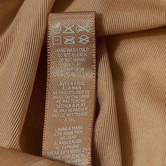 SKIMS Naked Underwire Bra NEW 38B Honey - Picture 8 of 9